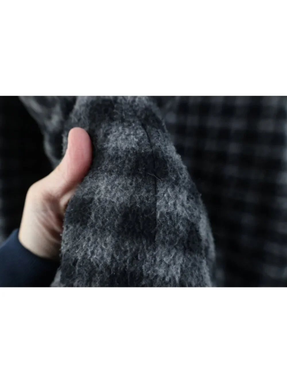 Vintage 90s Streetwear Mens Medium Boxy Fit Checkered Fleece Half Zip Sweater